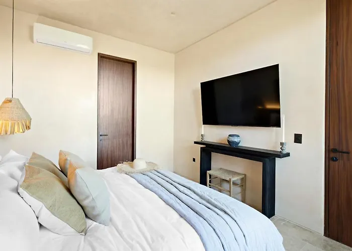 Apartment Beachfront 2br In Bahia Tankah, Tulum