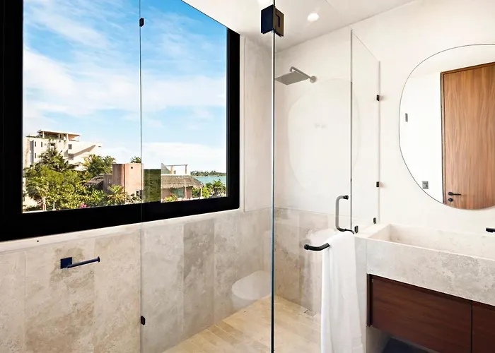 Beachfront 2br In Bahia Tankah, Tulum *