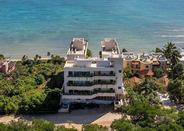 Beachfront 2br In Bahia Tankah, Tulum *