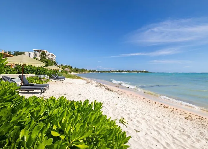 Beachfront 2br In Bahia Tankah, Tulum
